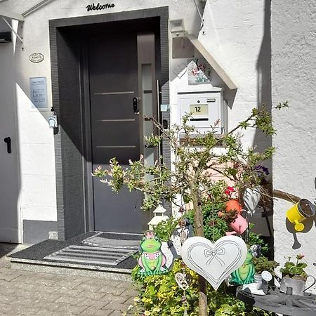Ferienwohnung Mit Kleinem Garten Sonnenbuhl Exterior photo