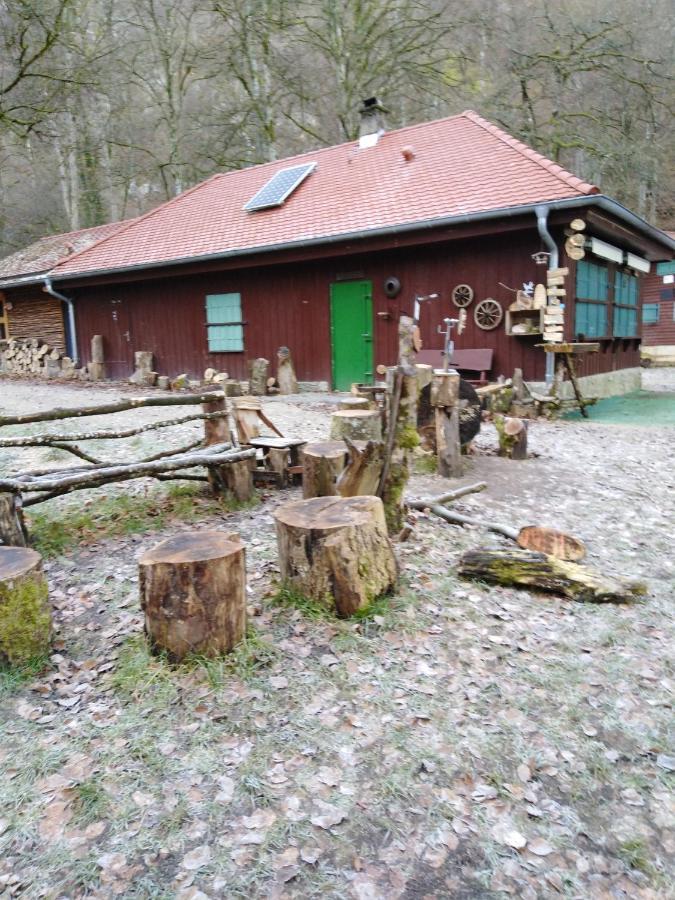Ferienwohnung Mit Kleinem Garten Sonnenbuhl Exterior photo