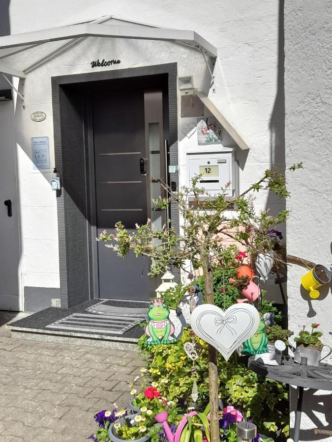 Ferienwohnung Mit Kleinem Garten Sonnenbuhl Exterior photo