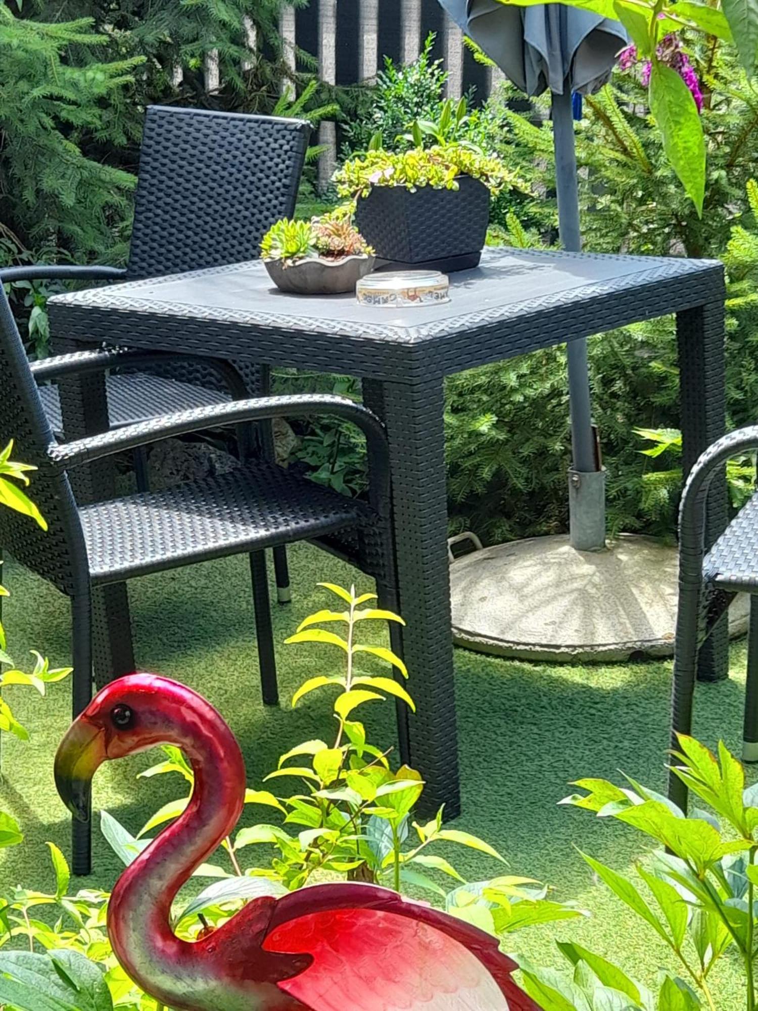 Ferienwohnung Mit Kleinem Garten Sonnenbuhl Exterior photo
